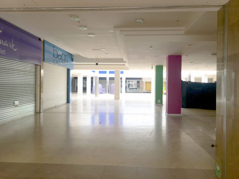 Inside the Kennet Centre